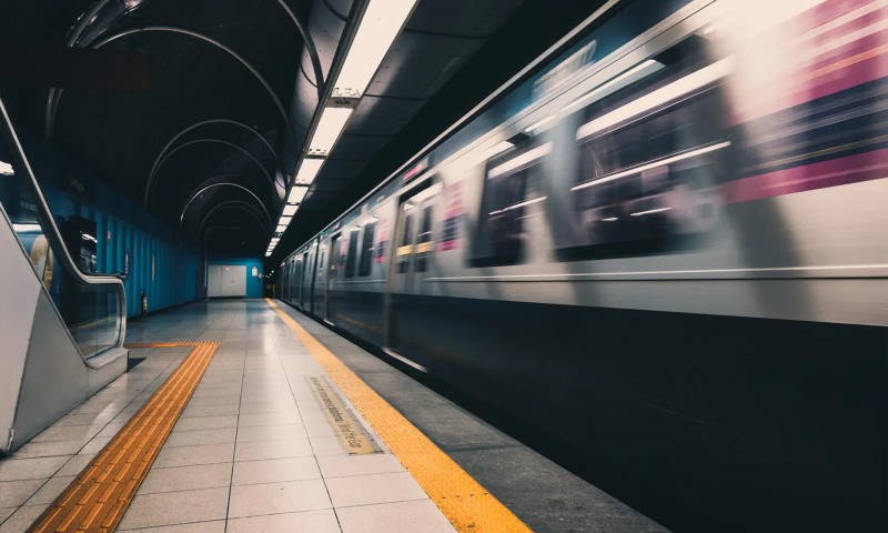 5 Motivos para Investir em Imóveis Próximos a Metrô, Trem e Shoppings